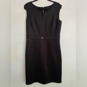 Ellen Tracy Black Cocktail Sheath Dress Holiday Evening Knee Length V Neck Sz 10